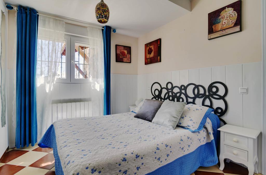El Jardincillo Guest House Робледо де Чавела Екстериор снимка